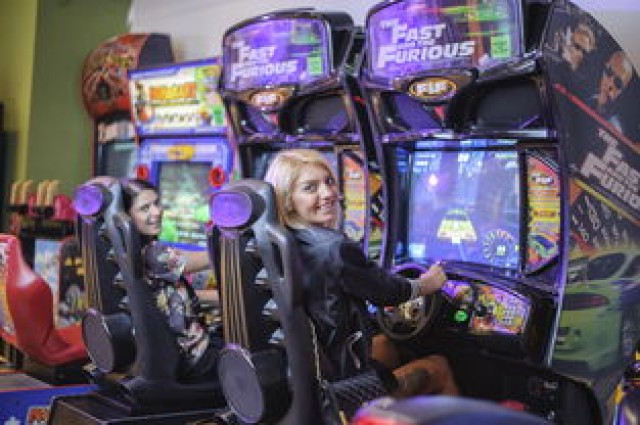 开云网站-《王者荣耀》超级战队厮杀，主宰荣耀之巅！